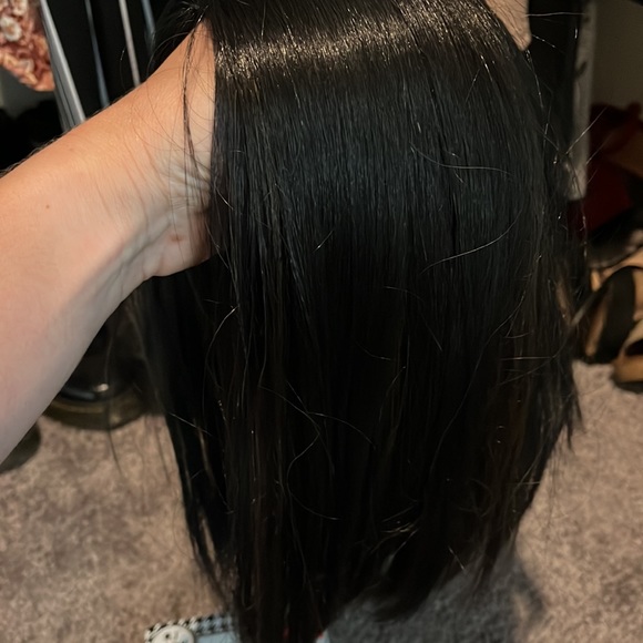 Wig - Picture 2 of 3